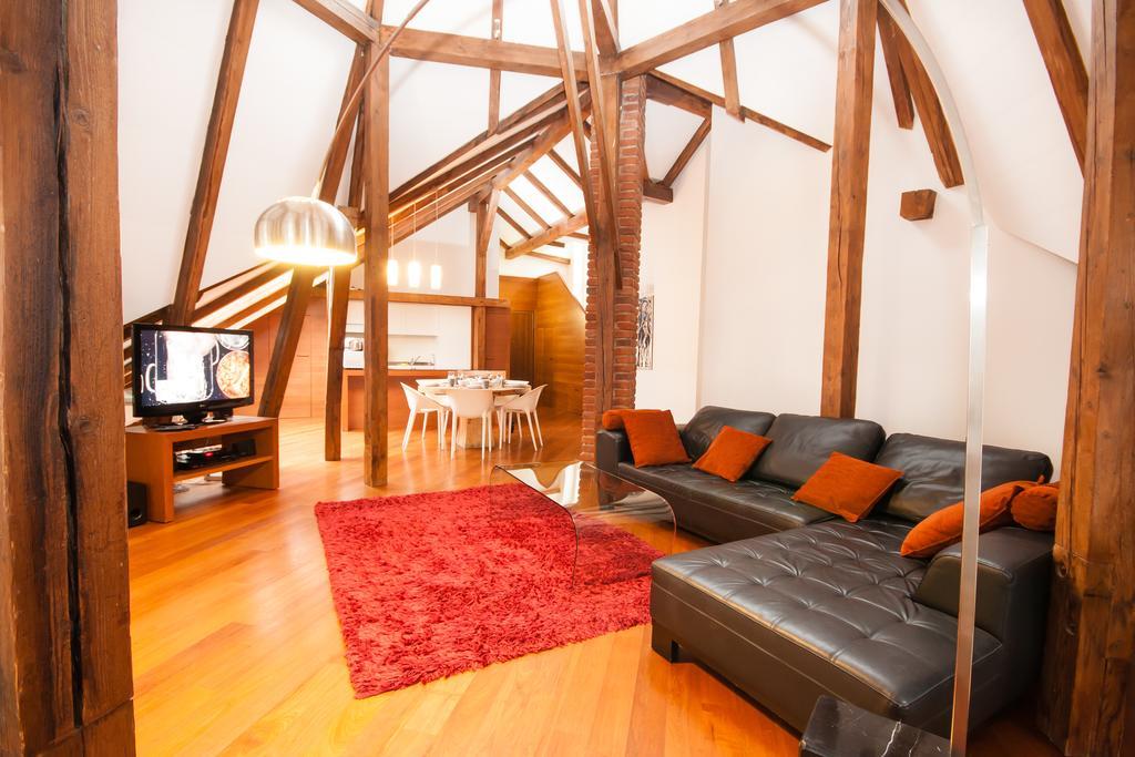 Luxury Loft Apartment Прага Екстериор снимка
